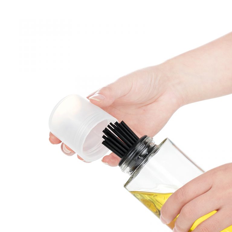 Oil Dispenser with Brush #78932000
