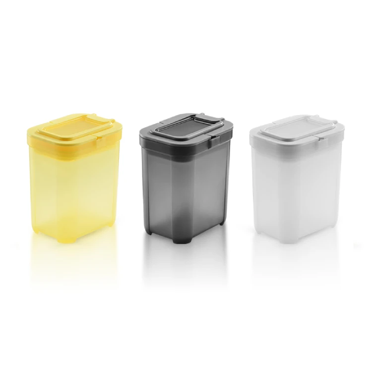 Plastic Food Storage Containers with Moisture-proof Sealed Lids #99352001