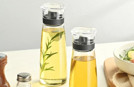 All You Need is our oil & vinegar dispenser with dual-outlet non-drip spout